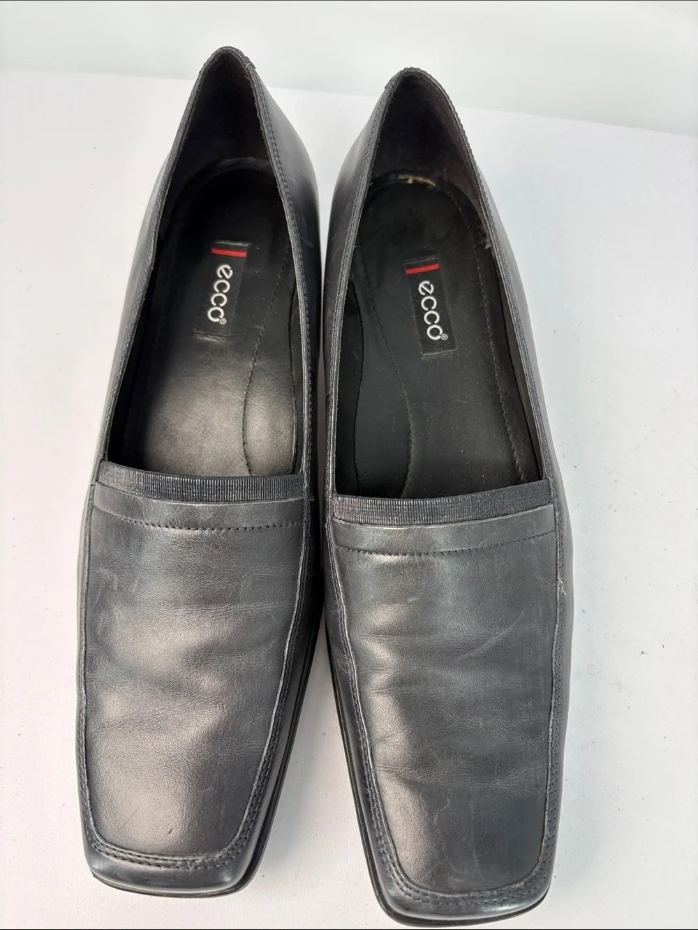 🐾 Ecco  Leather navy Slip-On  Loafers